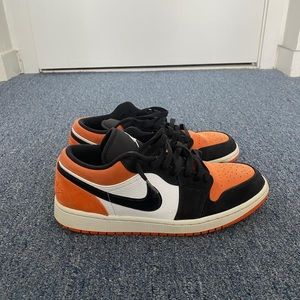 JORDAN 1 LOW SHATTERED BACKBOARD